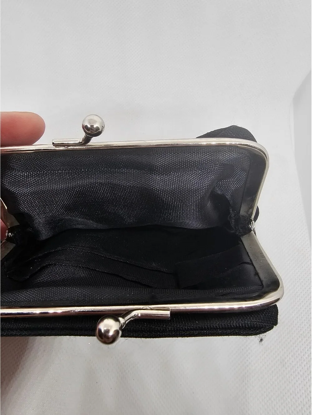 Black Kiss Lock Coin Purse Keychain Small Fabric Change Wallet Retro Style